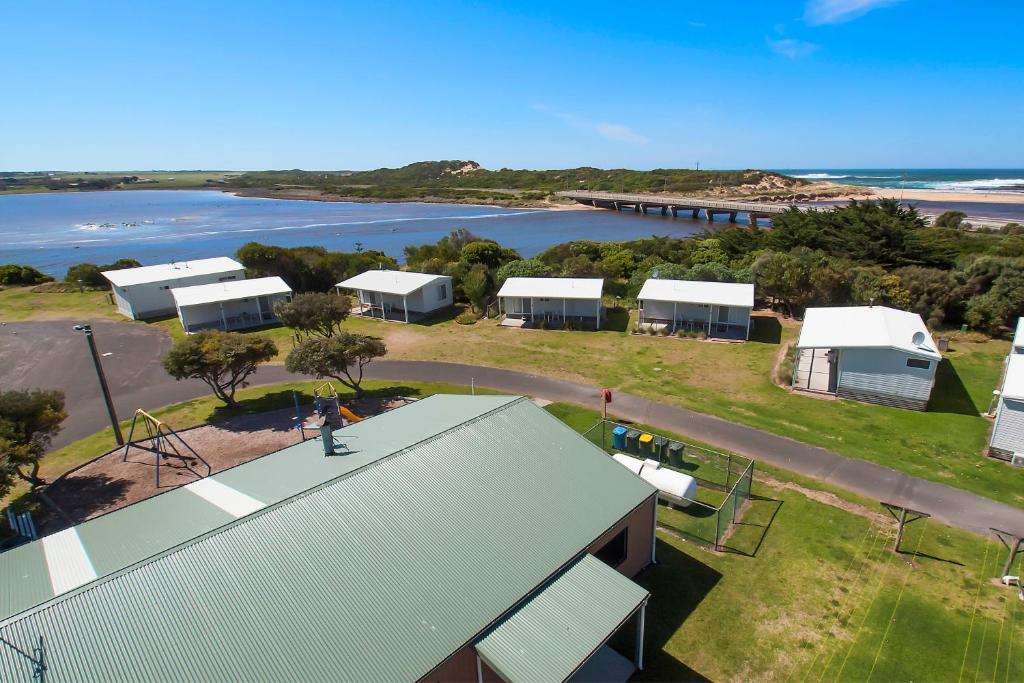 Great Ocean Road Tourist Park Hotel Peterborough Exterior photo