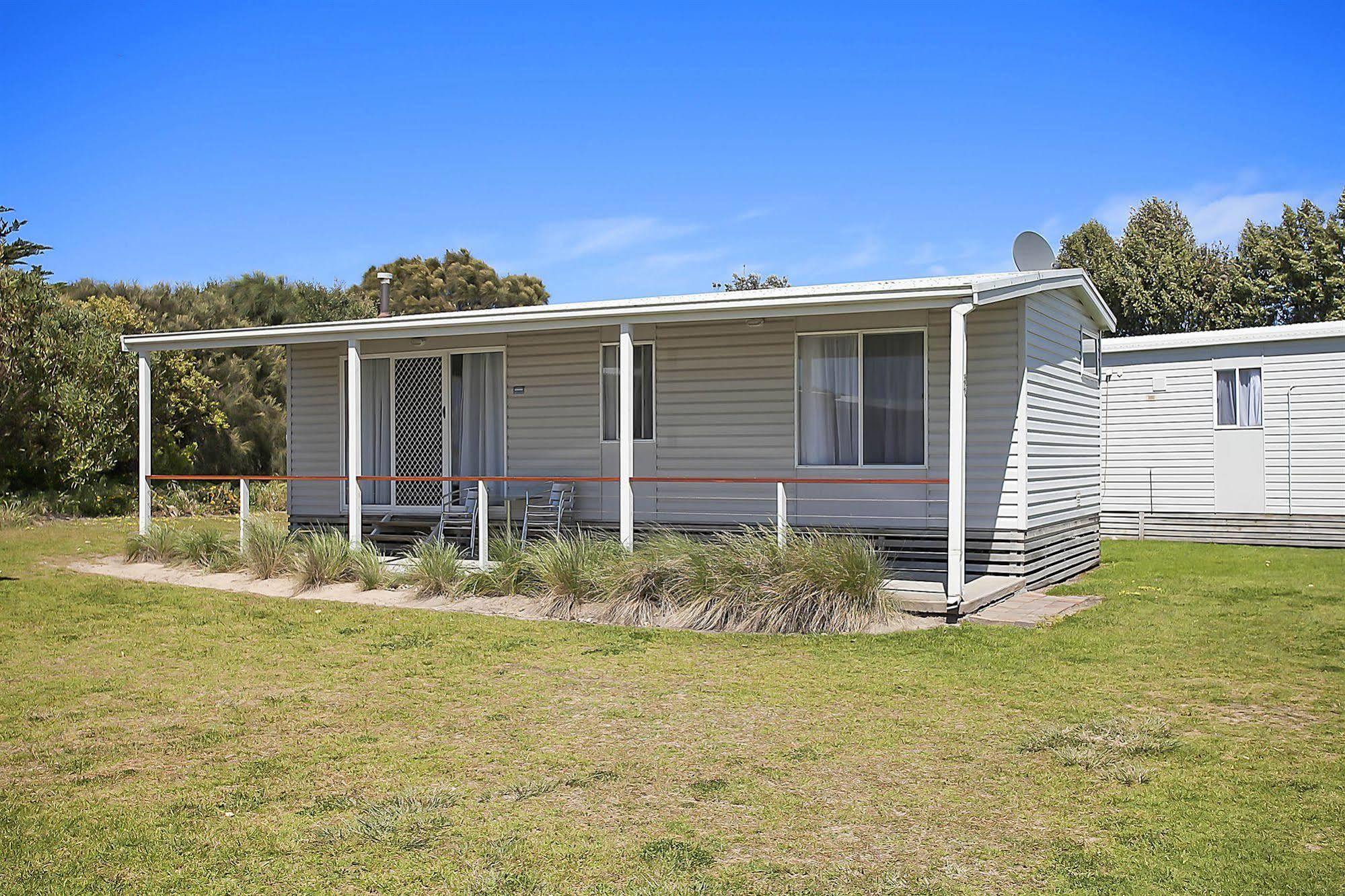 Great Ocean Road Tourist Park Hotel Peterborough Exterior photo